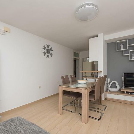 Apartmani Mona Makarska Exterior foto