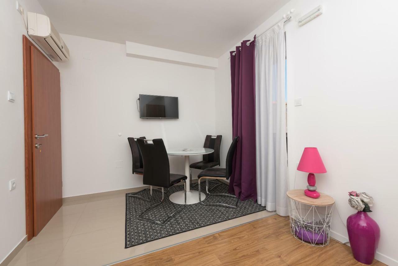 Apartmani Mona Makarska Exterior foto