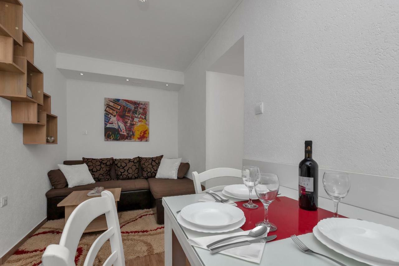 Apartmani Mona Makarska Exterior foto