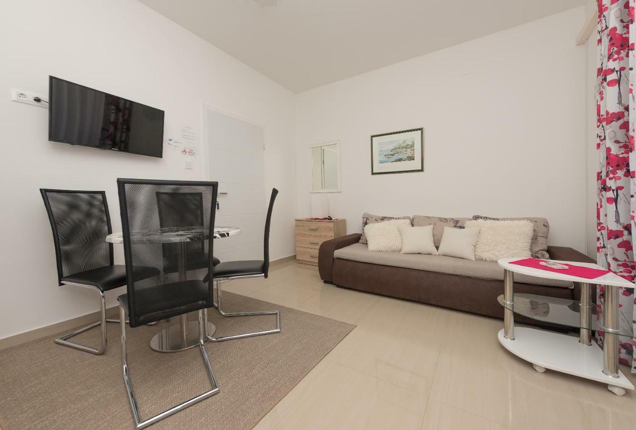 Apartmani Mona Makarska Exterior foto