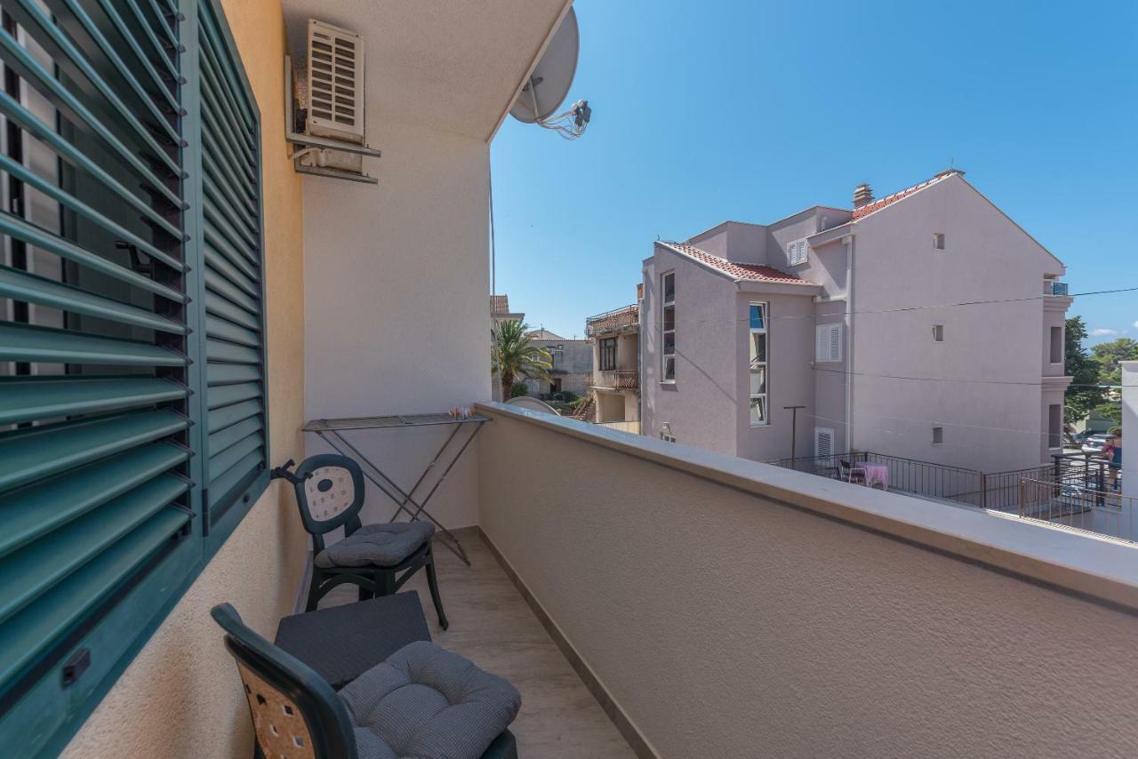 Apartmani Mona Makarska Exterior foto